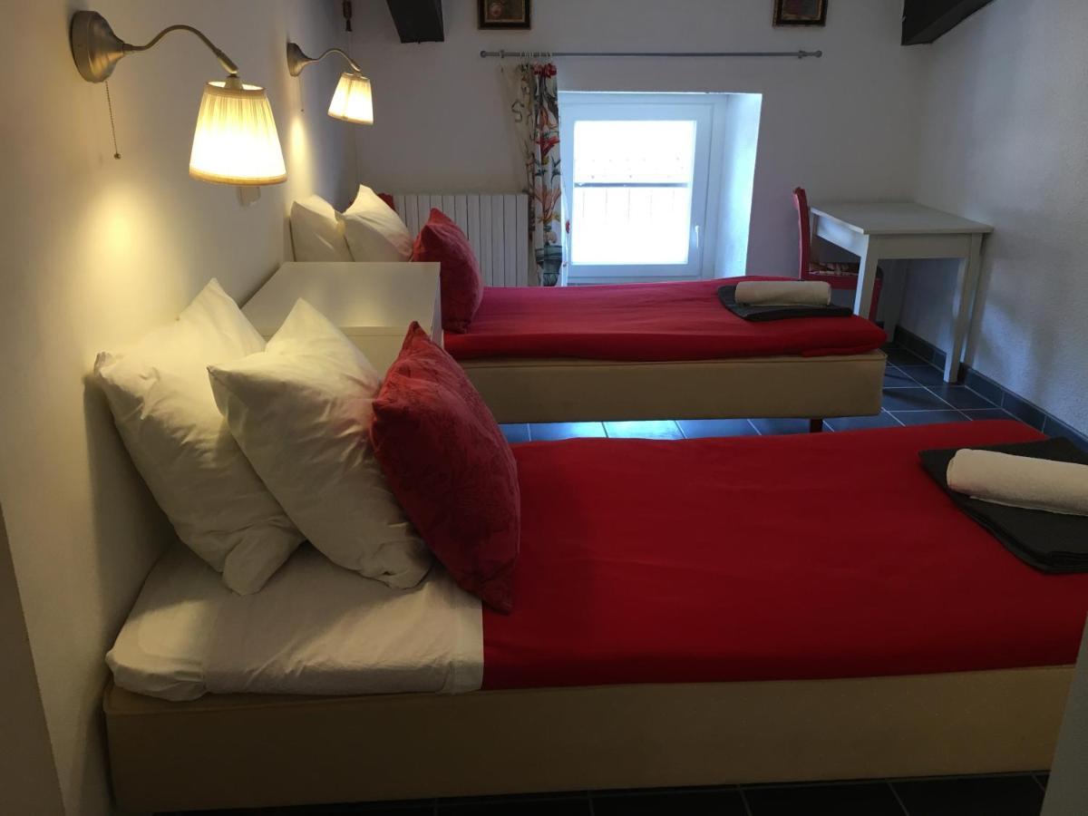 Hotel Axat Luaran gambar